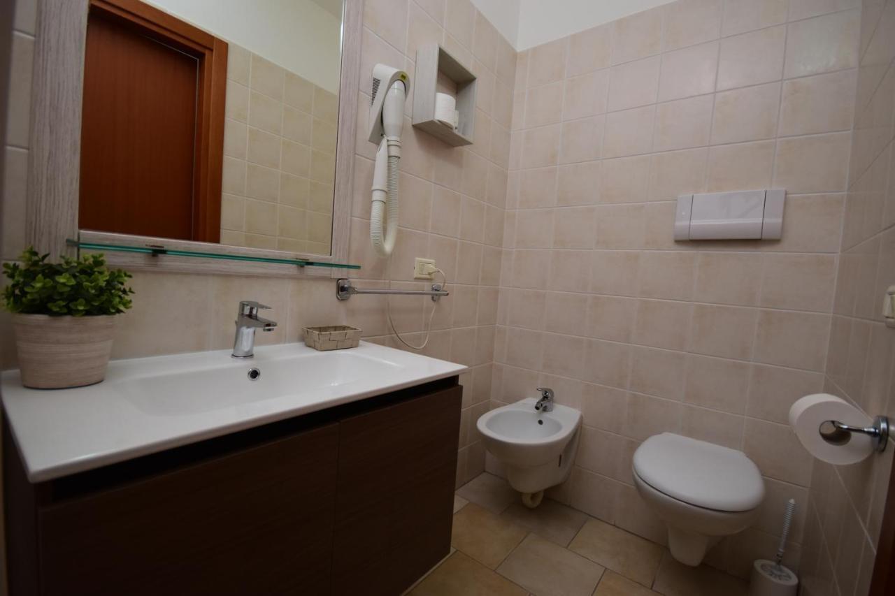 Hotel E Appartamenti La Solaria San Giovanni Rotondo Dış mekan fotoğraf