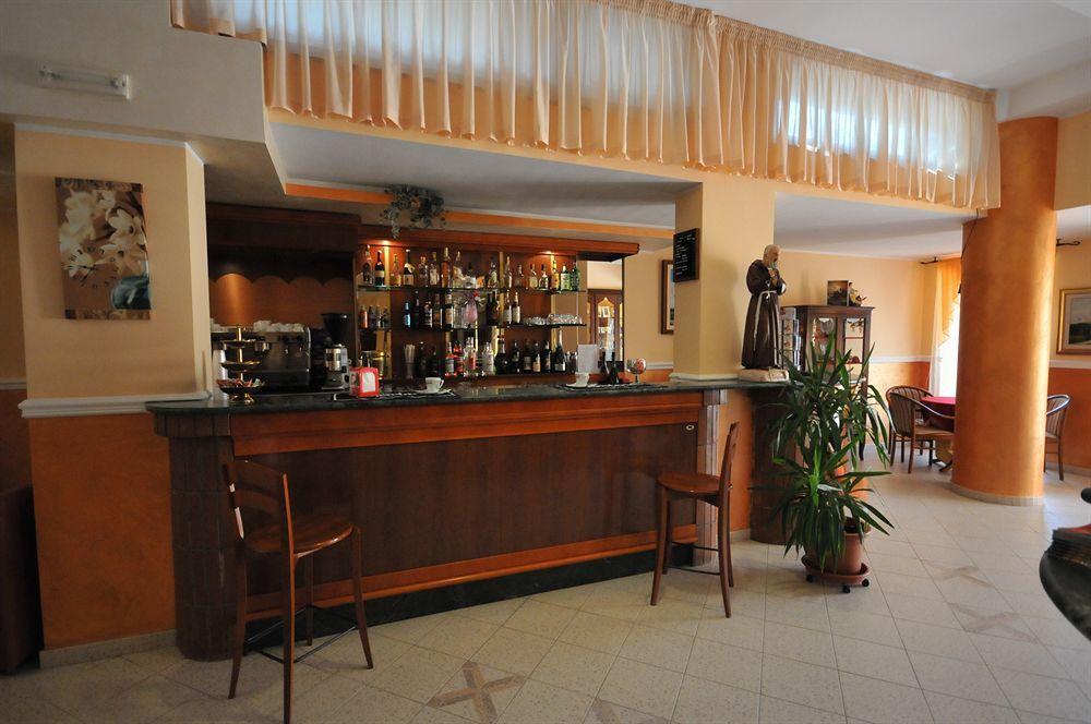 Hotel E Appartamenti La Solaria San Giovanni Rotondo Dış mekan fotoğraf