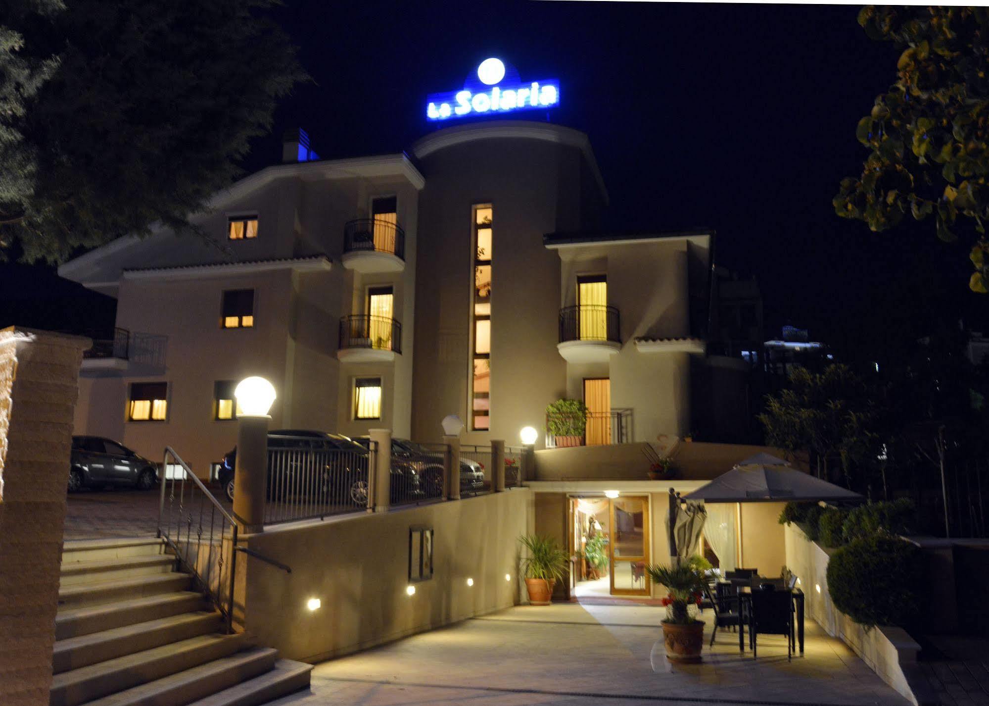 Hotel E Appartamenti La Solaria San Giovanni Rotondo Dış mekan fotoğraf
