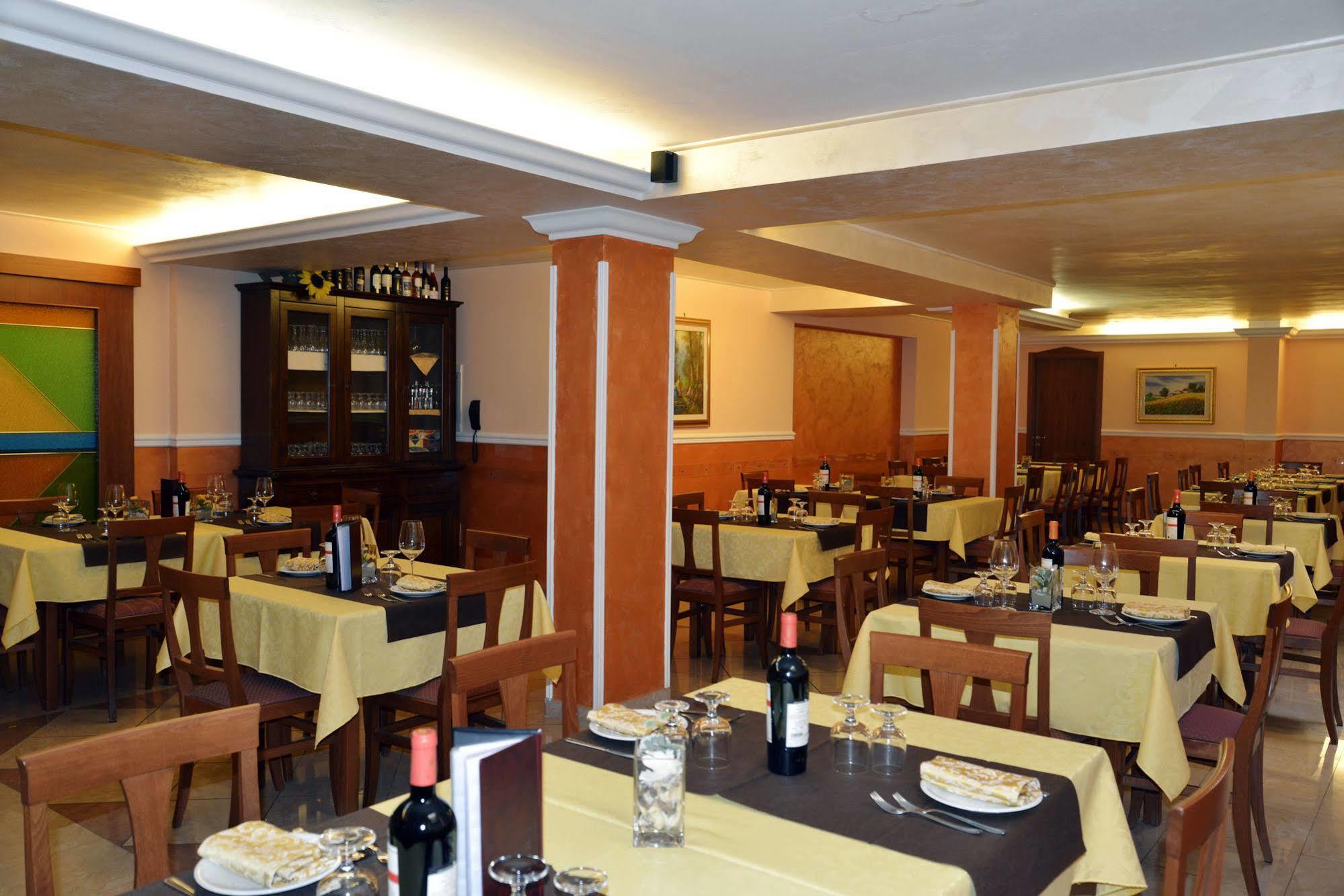 Hotel E Appartamenti La Solaria San Giovanni Rotondo Dış mekan fotoğraf