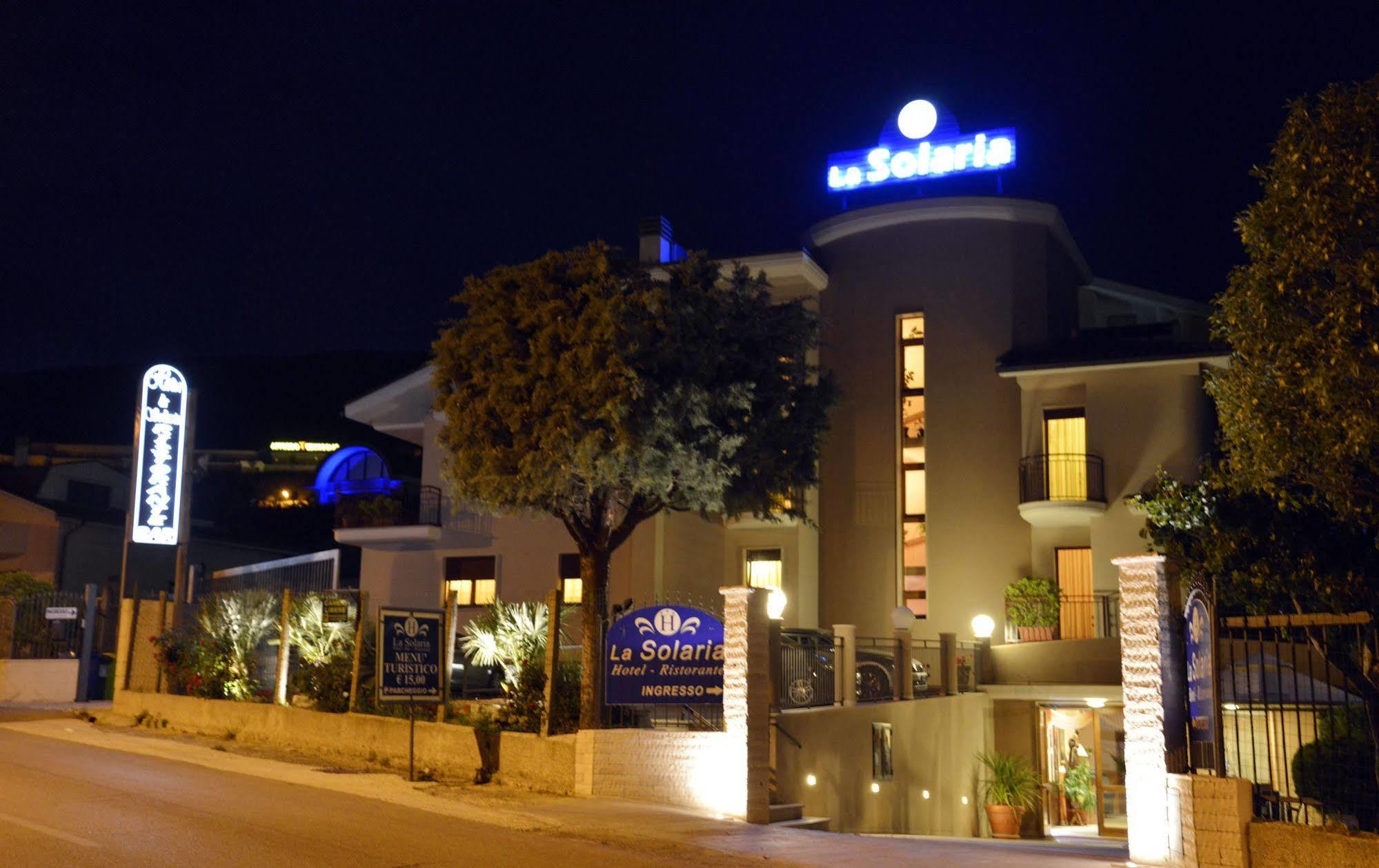 Hotel E Appartamenti La Solaria San Giovanni Rotondo Dış mekan fotoğraf